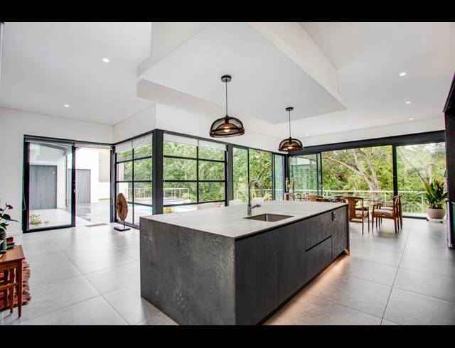 5 BEDROOM HOUSE FOR SALE IN DAINFERN GOLF ESTATE
